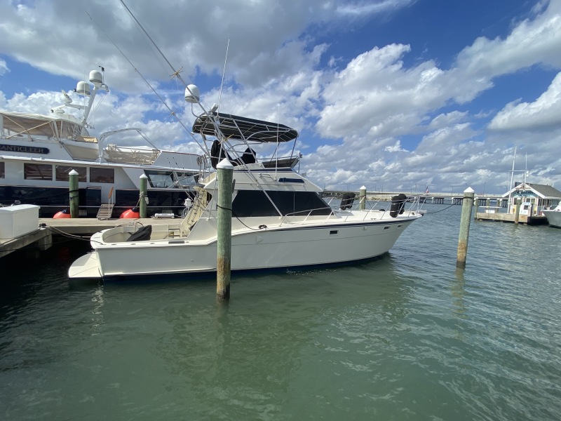 The Ibis Offshore vessel — a 42' Hatteras running offshore South Florida